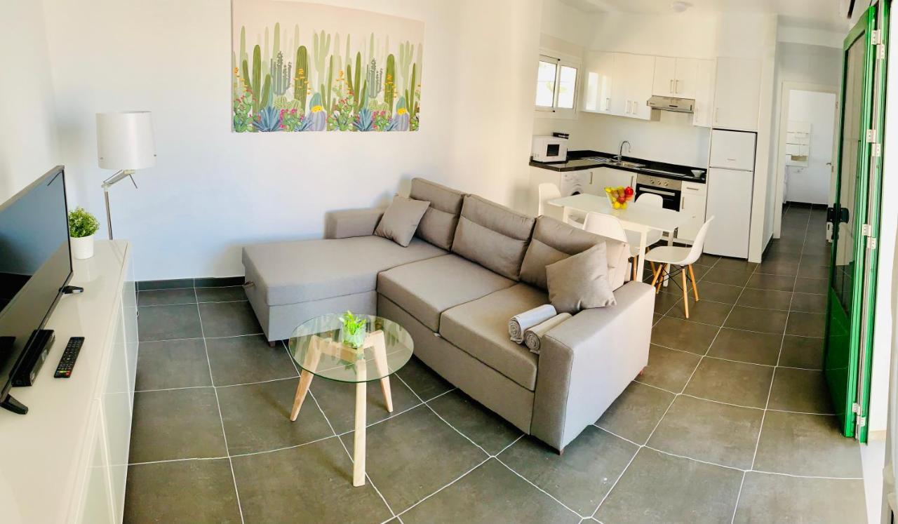 Apartamentos Zalabar ティアス エクステリア 写真