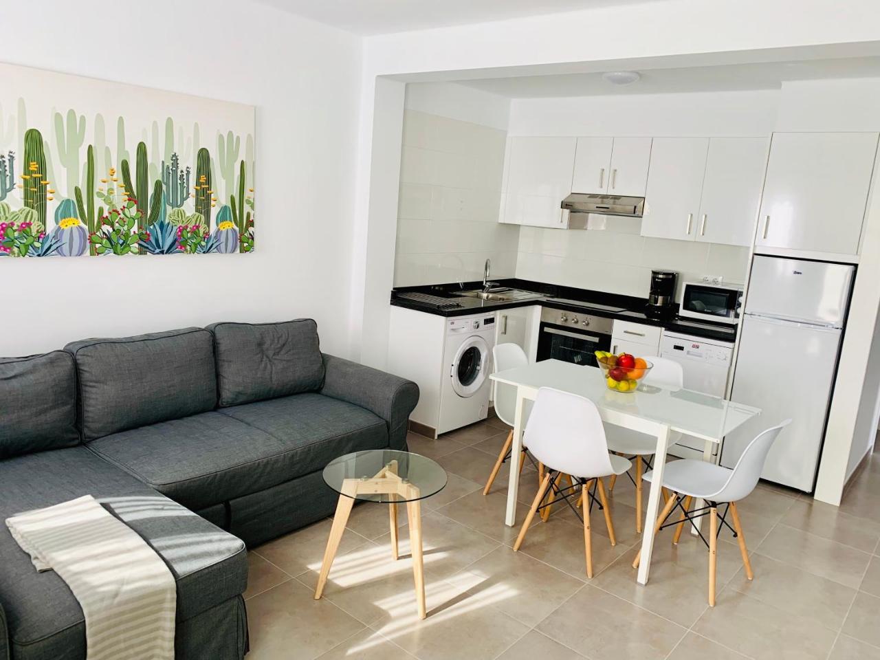 Apartamentos Zalabar ティアス エクステリア 写真