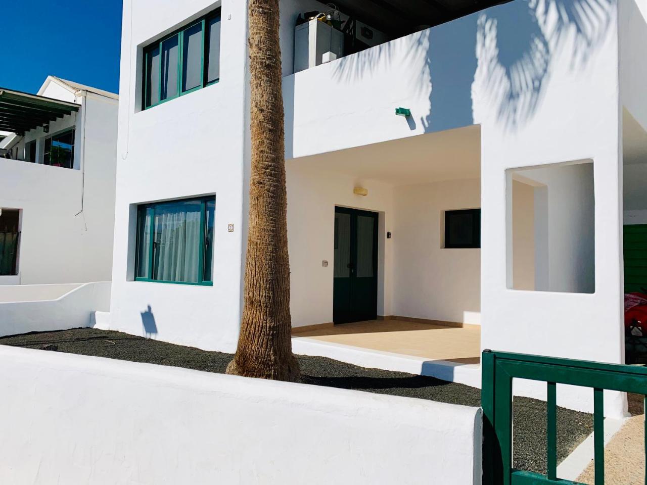 Apartamentos Zalabar ティアス エクステリア 写真