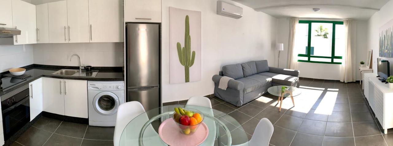 Apartamentos Zalabar ティアス エクステリア 写真