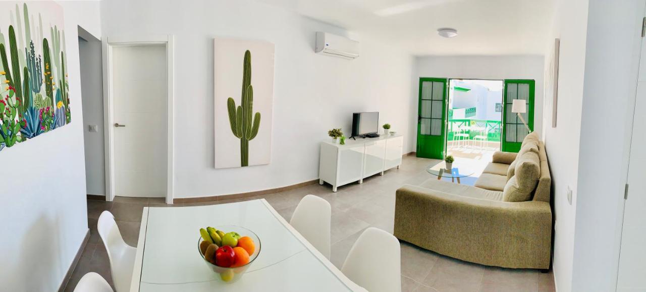 Apartamentos Zalabar ティアス エクステリア 写真